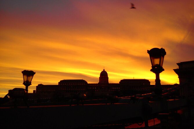 Welcome to Budapest Evening Walk - Tour Highlights