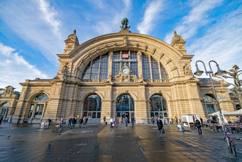 Welcome to Frankfurt: Private Tour With a Local - Key Points