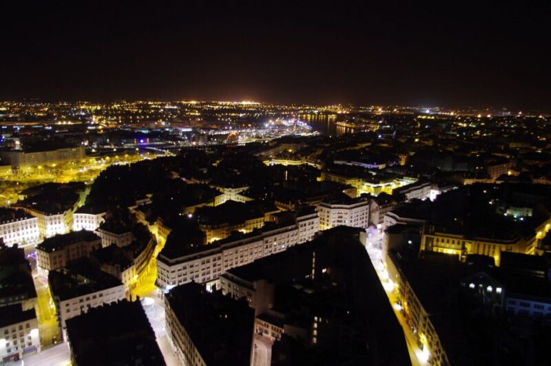 Welcome to Nantes: Private Tour With a Local - Learning From Passionate Local Guides