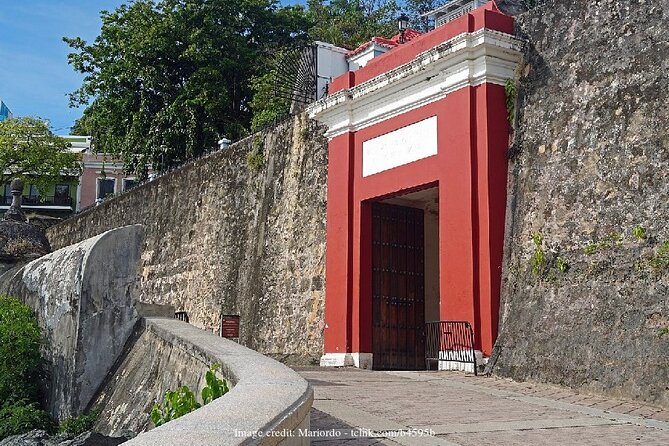 Welcome to San Juans Old Town: Private Half-Day Walking Tour - Tour Inclusions and Exclusions