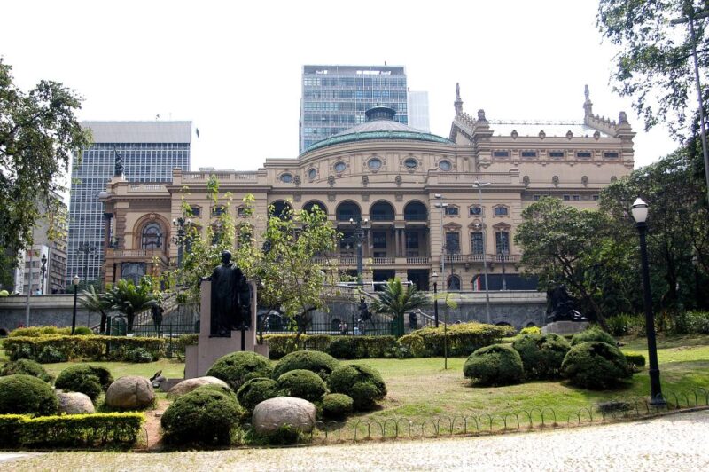 Welcome to São Paulo: Private Walking Tour With a Local - Customizing Your São Paulo Experience