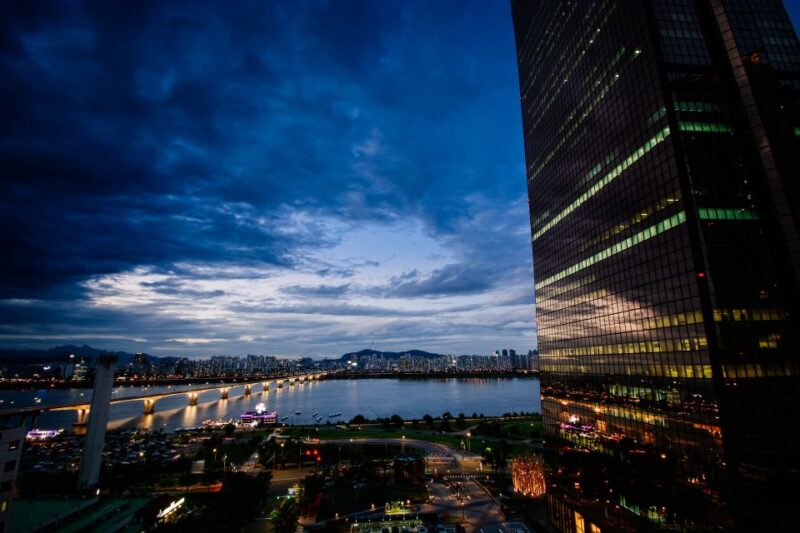 Welcome to Seoul: Private Tour With a Local - Exploring Seouls Best-Kept Secrets