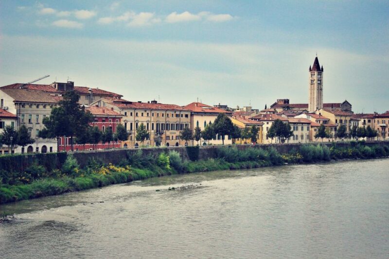 Welcome to Verona: Private Walking Tour With a Local - Pricing and Reservations