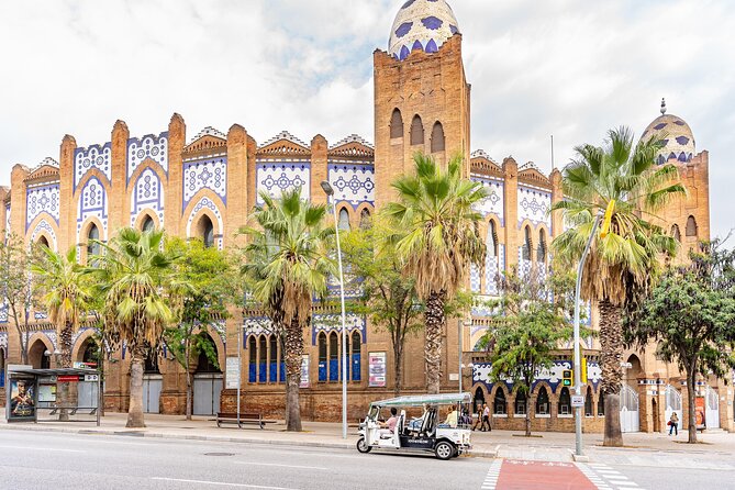 Welcome Tour to Barcelona in Private Eco Tuk Tuk - Itinerary Flexibility