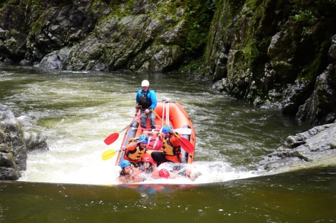 Wellington: Te Awa Kairangi Class 3 Whitewater Rafting Tour - Cancellation Policy