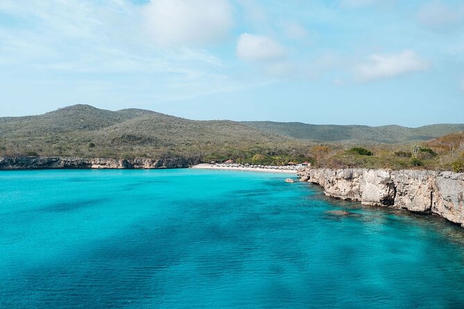 West Coast Full-Day Tour With Beaches, BBQ and Blue Room - Accessibility and Restrictions