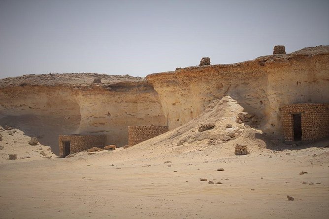 West Coast Tour, Zekreet, Richard Serra Sculpture, Mushroom Rock Formation - Learning Qatari History