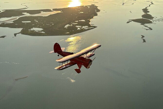 West End Tour, Open Cockpit Biplane Ride - Inclusions and Meeting Details