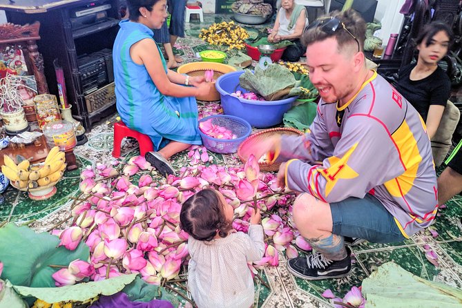 West Lake Journey by E-Bike - Taking in Lotus Tea Workshop