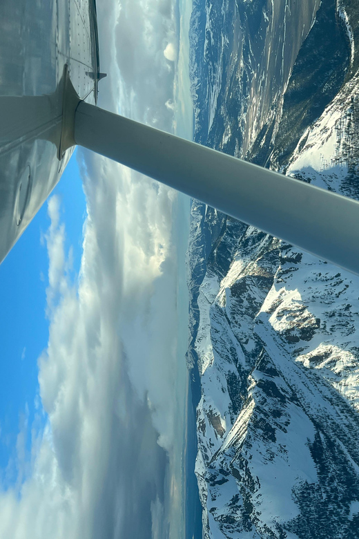 West Yellowstone:45 Minute Aerial Tour Rugged Mountains - Unique Offering