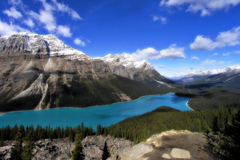Western Canada Self-Driving Audio Guide English and German - Multilingual Audio Guide Experience