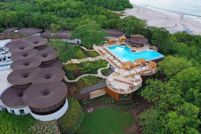 Westin Resort - Reserva Conchal - Shuttle Service From Liberia Airport - Vehicle and Amenities