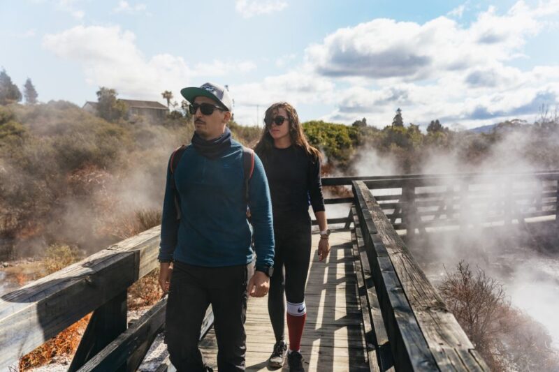 Whakarewarewa: Entrance to the Geothermal Trails - Key Points
