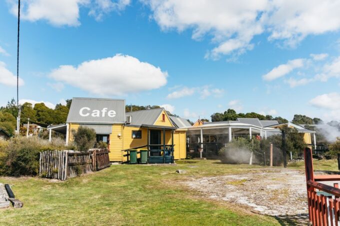 Whakarewarewa: Entrance to the Geothermal Trails - Customer Ratings and Reviews