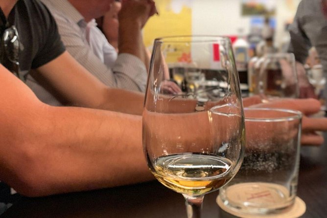 Whisky Bars & Gin Joints: Melbourne Walking Tour - Key Points