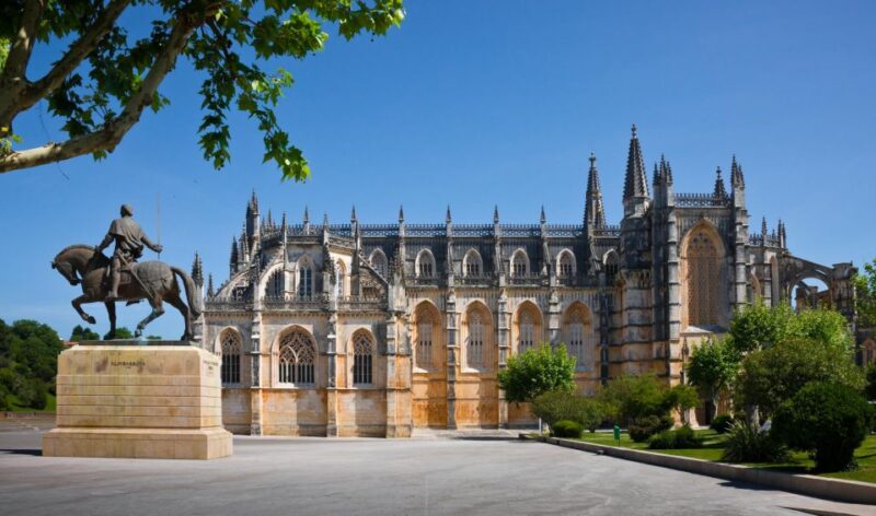 Whispers of Romance: Leiria Walking Tour for Lovers - Frequently Asked Questions