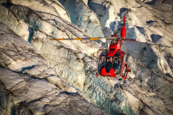 Whistler: Glacier Helicopter Tour and Mountain Landing - Scenic Flight and Commentary