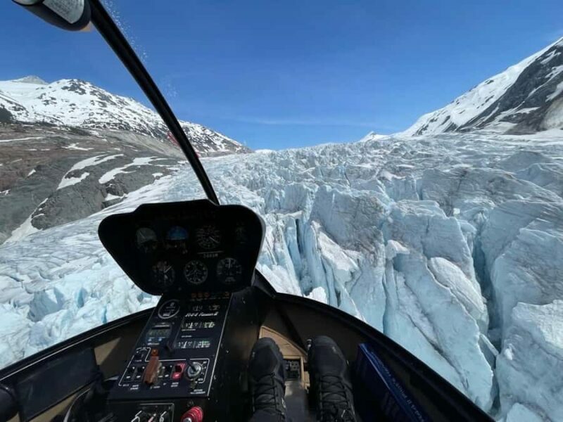 Whistler: The Summit Helicopter Scenic Flight - An In-Depth Look at Whistler’s Summit Helicopter Scenic Flight