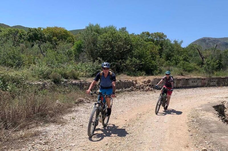 White Coast, Mountain Bike Tour Riu Gorgos - Stop and Refreshment