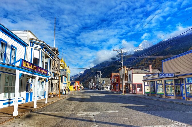 White Pass Deluxe Tour From Skagway - Marveling at Tormented Valley