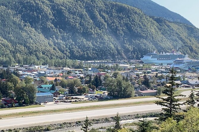 White Pass Deluxe Tour From Skagway - Admiring Bridal Vail Falls