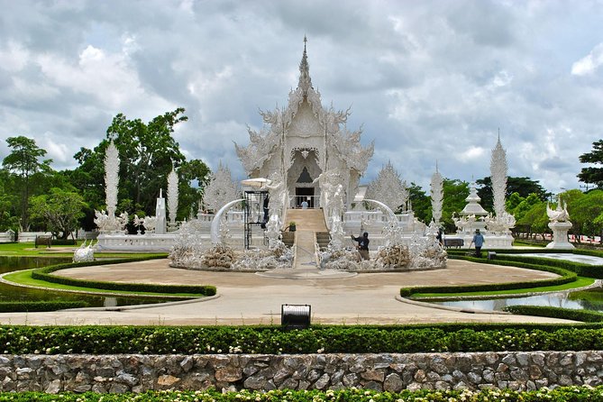 White Temple-Black House & Blue Temple Tour From Chiang Mai - Wat Rong Khun (White Temple)