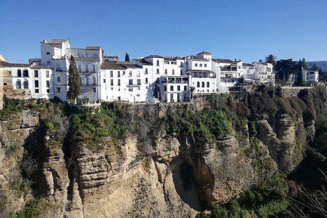 White Villages and Ronda Day Trip From Seville - Visiting El Coronil Castle