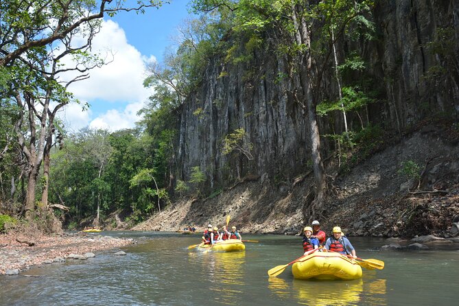 White Water Rafting: Class III and IV on The Tenorio River - Included Amenities