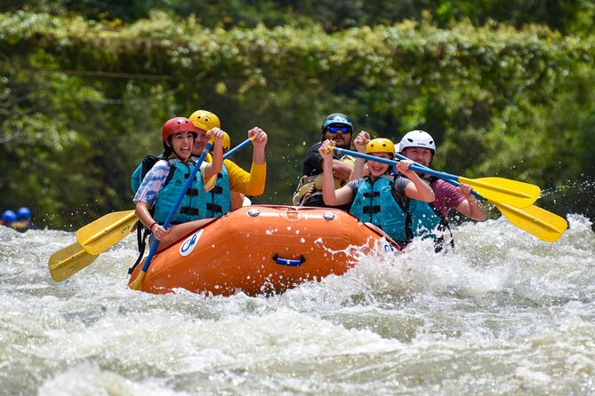 White Water Rafting (Class Iii) With Lunch - Arenal Area - Maximum Group Size