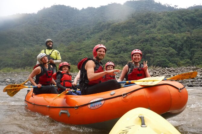 White Water Rafting in Baños De Agua Santa Level III and IV - Meeting and Transportation