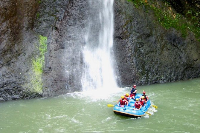 White Water Rafting Pacuare River With Lunch From Puerto Viejo - Itinerary and Inclusions