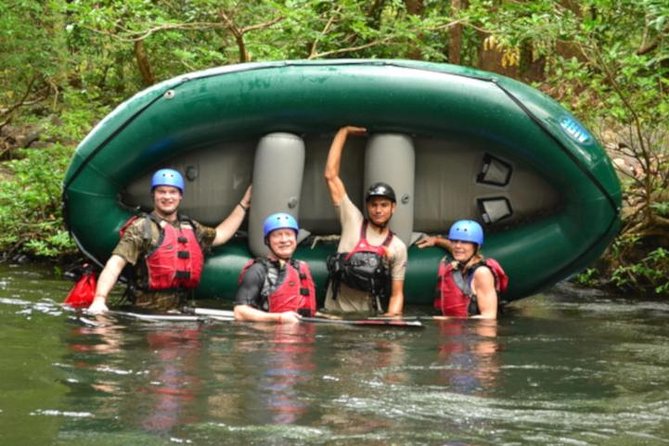 Whitewater Rafting Class III and IV - Guides Expertise and Friendliness