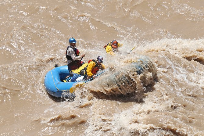 Whitewater Rafting in Moab - Riverside Lunch and Scenery
