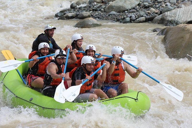Whitewater Rafting Río Naranjo Class III+ - Guides Professionalism and Customer Feedback