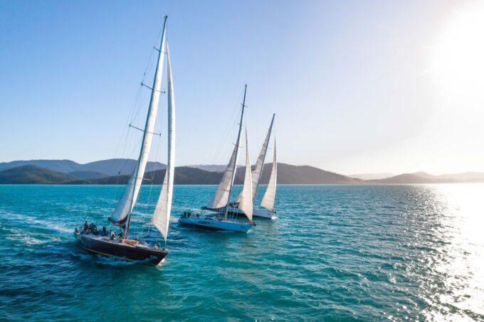 Whitsunday Islands: 3-Day 2-Night Sailing Yacht Adventure - Sail Through Beautiful Islands