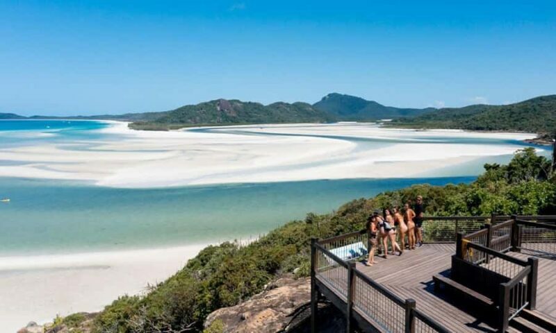 Whitsunday: Whitsunday Islands Tour with Snorkeling & Lunch - Key Points