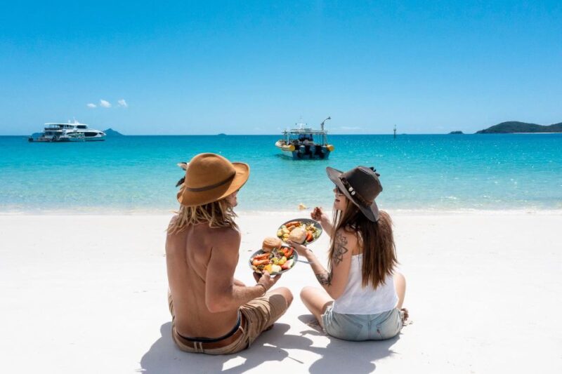 Whitsunday: Whitsunday Islands Tour With Snorkeling & Lunch - Whitsunday Islands Exploration