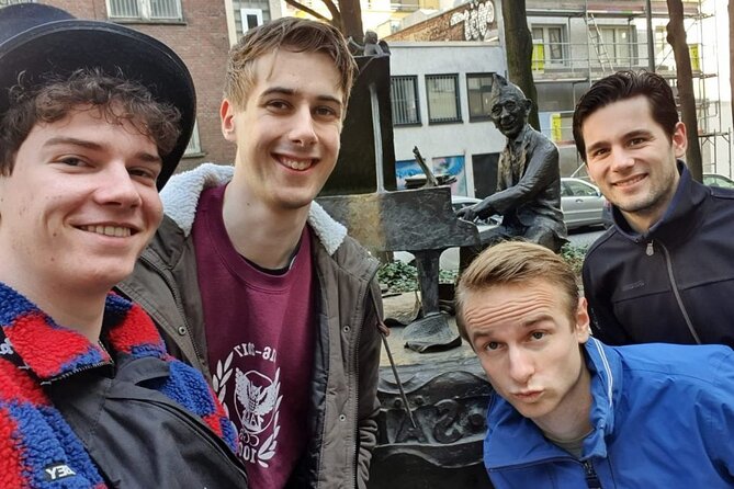 Whodunnit - Interactive City Walk in Düsseldorf - About Your Stay