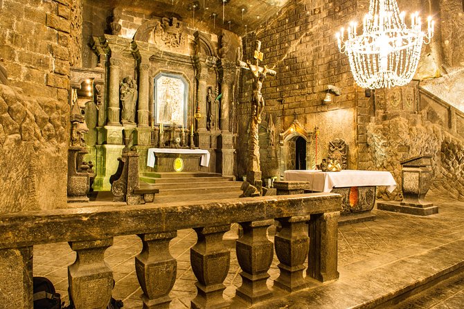 Wieliczka Salt Mine: 4-Hour Guided Tour From Krakow - Health Benefits of Salt Contact