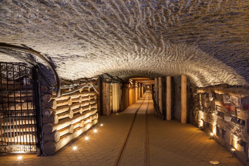 Wieliczka Salt Mine: Fast-Track Ticket and Guided Tour - Experience Highlights