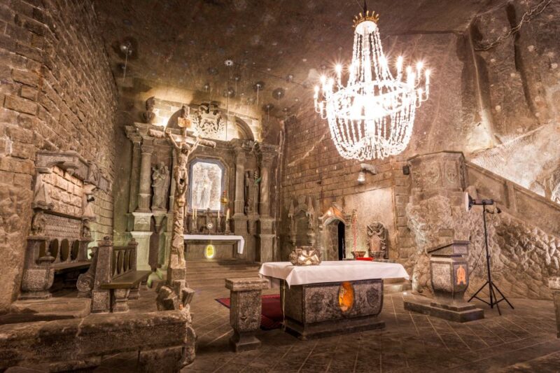 Wieliczka Salt Mine Half-Day Tour From Kraków - Artistic Displays