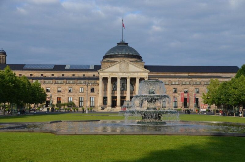 Wiesbaden Private Christmas Market Tour - Experience Highlights