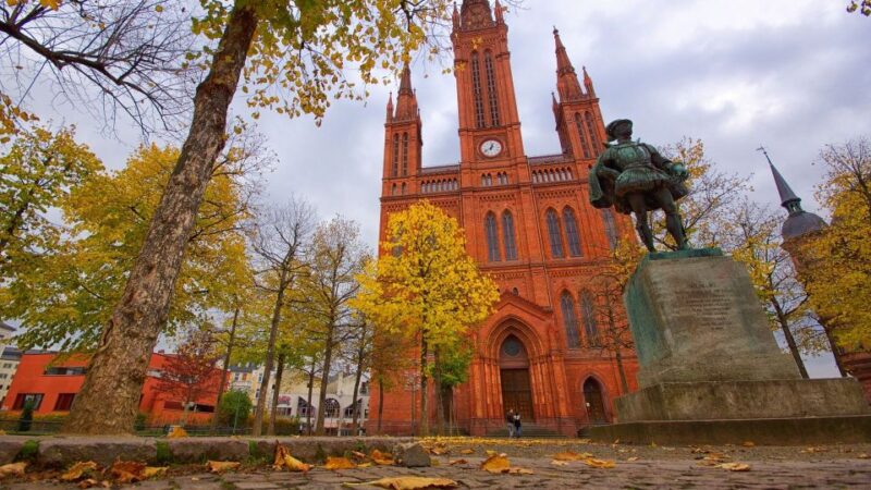 Wiesbaden: Private Walking Tour With a Guide - Activity and Duration