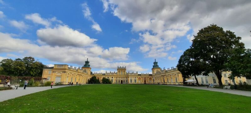 Wilanów Palace: 2-Hour Guided Tour With Entrance Tickets - Inclusions and Exclusions