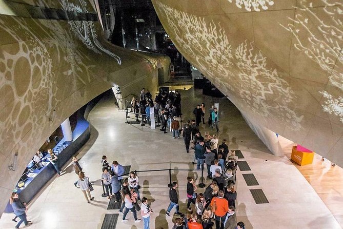 Wilanów Royal Palace + POLIN Museum: SMALL GROUP /inc. Pick-up/ - Group Booking Requirements