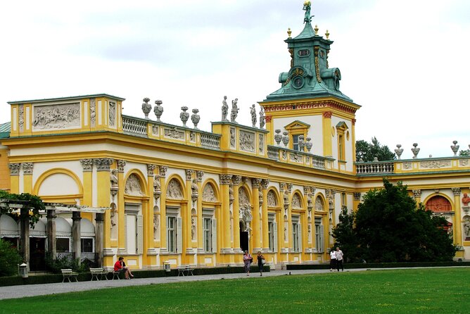 Wilanów Royal Palace + Polish Vodka Museum: SMALL GROUP /inc. Pick-up/ - Pickup and Transport