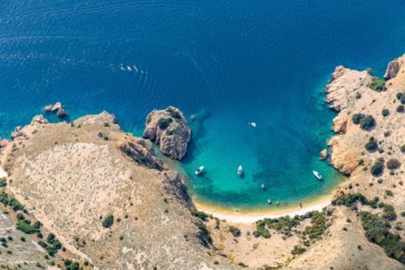 Wild Bays: Swimming and Snorkeling With Captain Bobo (3,5h) - Meeting Point and Logistics