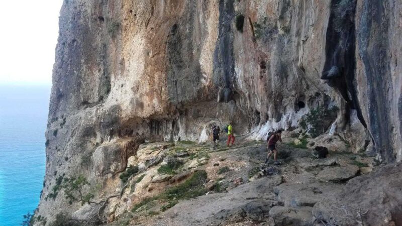 Wild Blue: 5-Days Trekking on the Original Trail - Highlights and Experiences