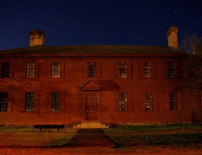 Williamsburg: Colonial Ghosts Haunted Walking Tour - Accessibility and Attire