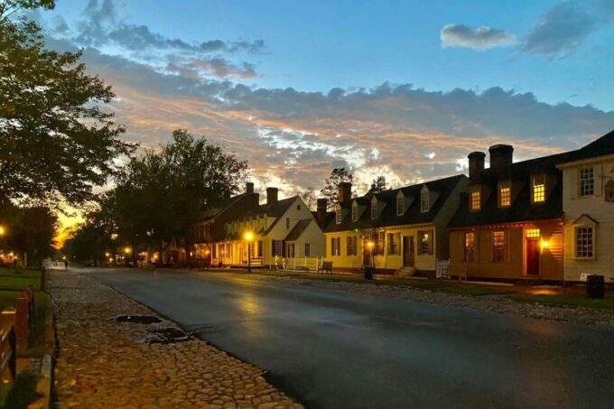 Williamsburg: Haunted Ghosts, Witches, and Pirates Tour - Preparation Essentials